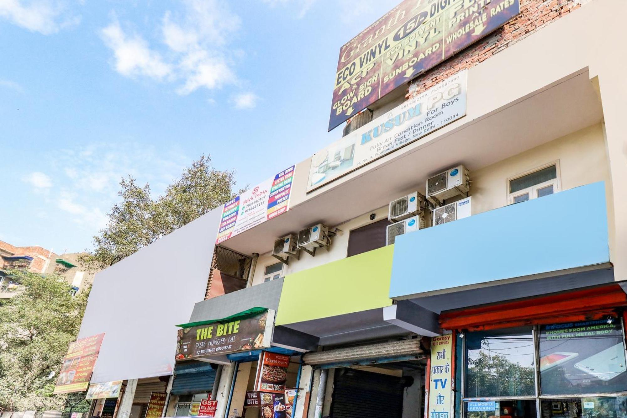 Hotel O Rs Hotels Near Pitampura Metro Delhi  Exterior foto